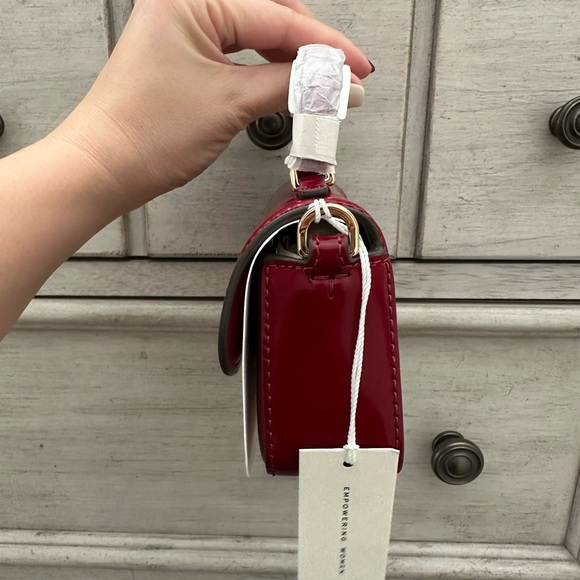 NWT tory burch britten smooth mini top handle red crossbody - Picture 4 of 11